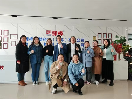 3F الشهير العلامة التجارية قصة: دقة صندوق التروس المصنّع دفع الابتكار الصناعي